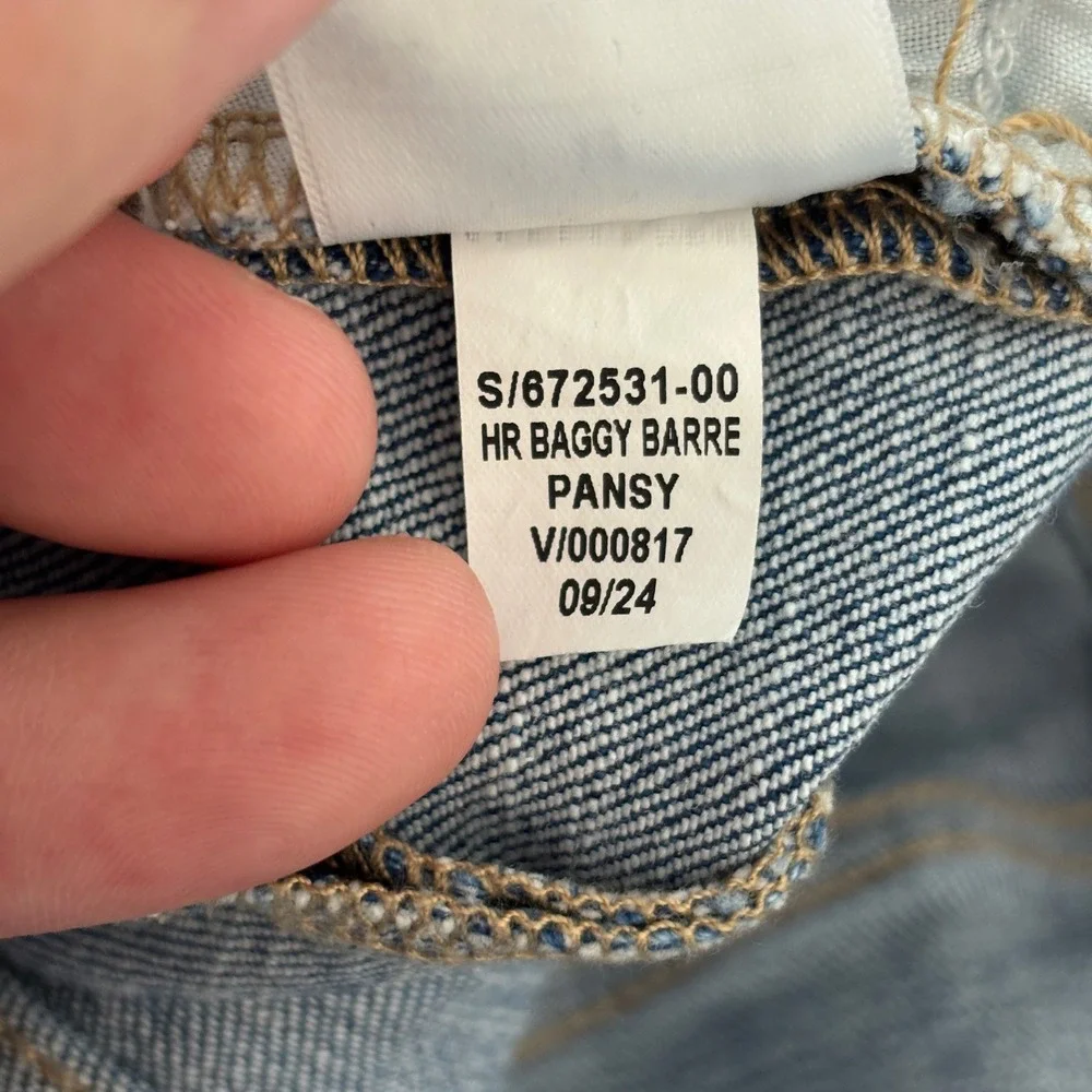 Old Navy Womens Barrel Leg Jeans Size 12 Blue High Rise Seam Detail Denim
